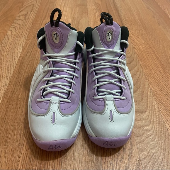 Nike Air Penny II 2 sneakers in Pure Platinum/Black-Urban Lilac - Picture 3 of 6